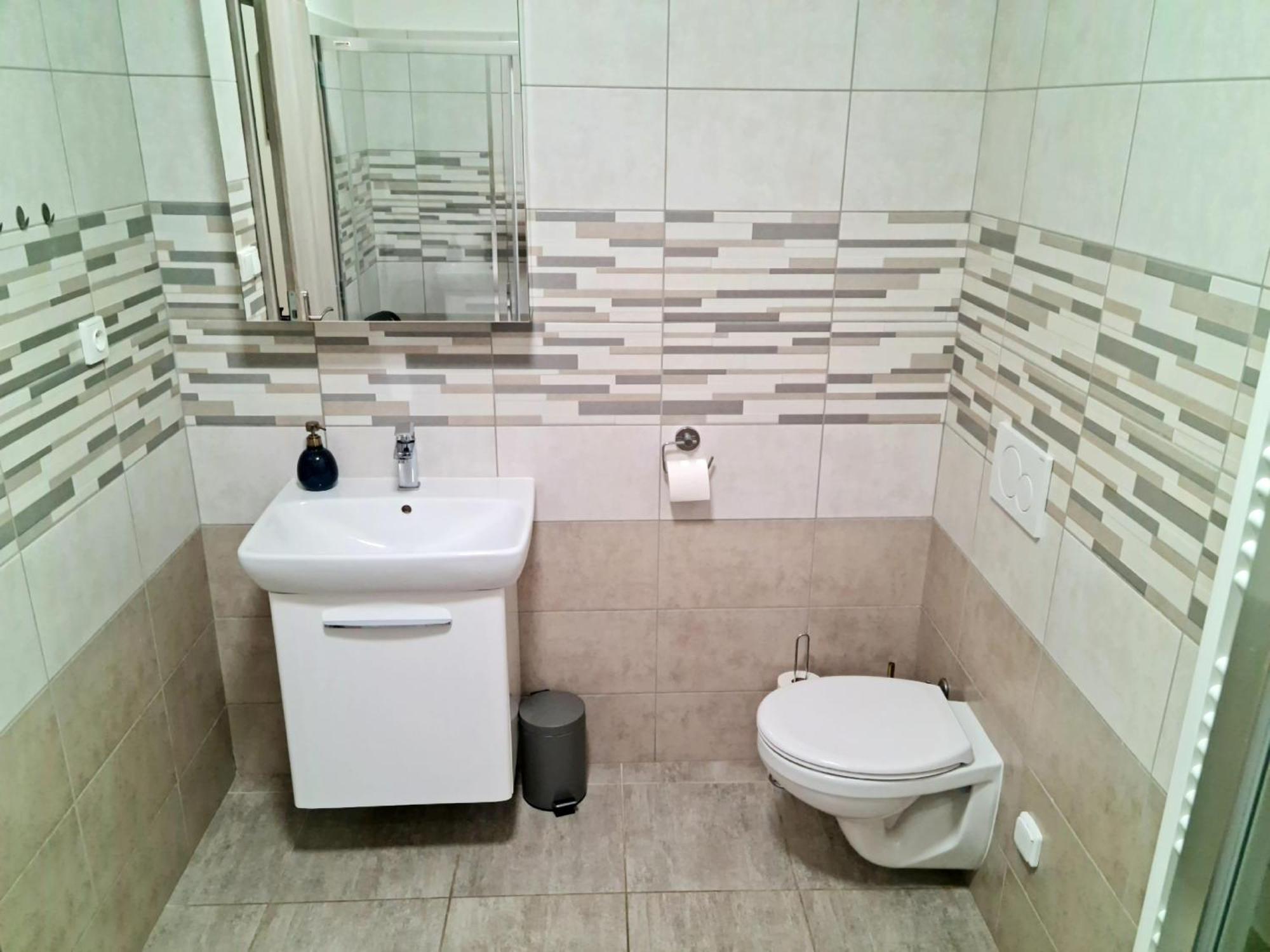 Apartmany Zirec Dvůr Králové nad Labem المظهر الخارجي الصورة