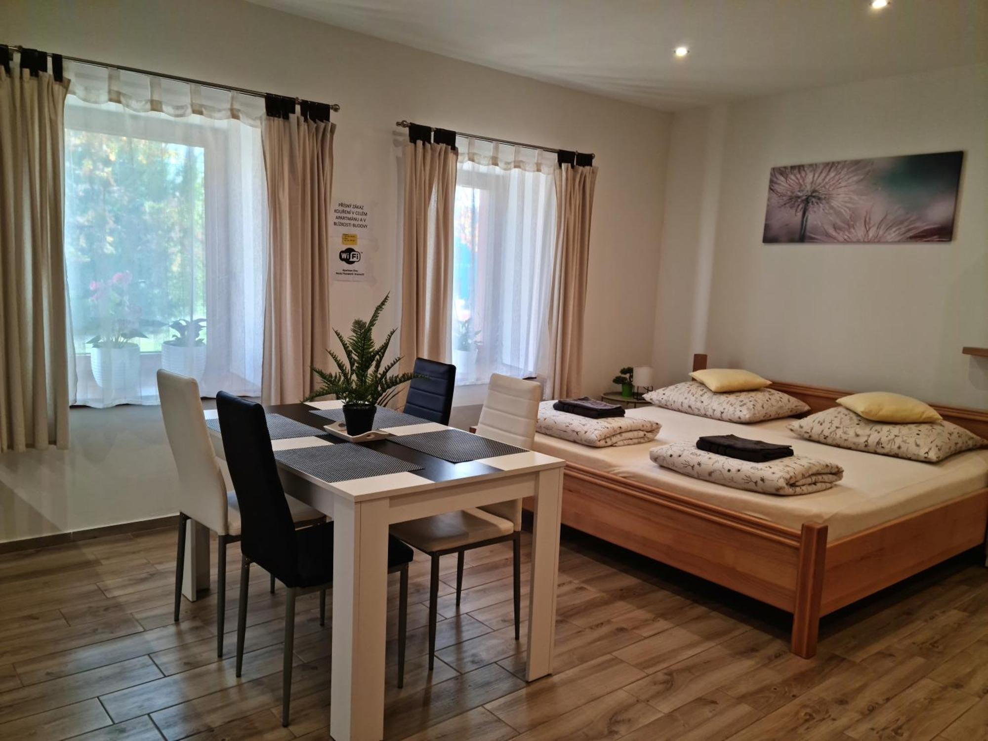 Apartmany Zirec Dvůr Králové nad Labem المظهر الخارجي الصورة